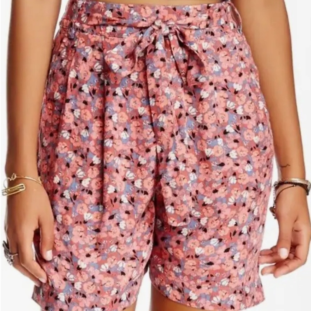 Free People Layla Pink Multi Floral Tie front Shorts Elastic Waist Size XS